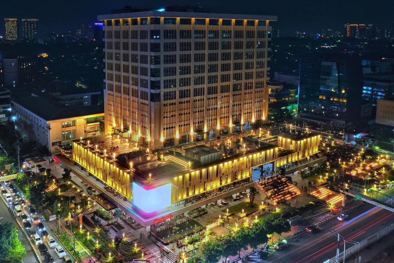Yellow Bee Tanah Abang Джакарта Екстериор снимка
